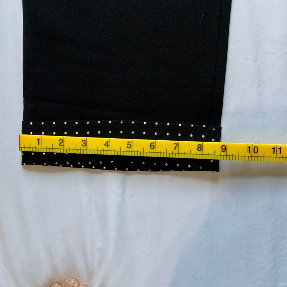 Peter Nygard Black Slims Pants - Picture 5 of 10